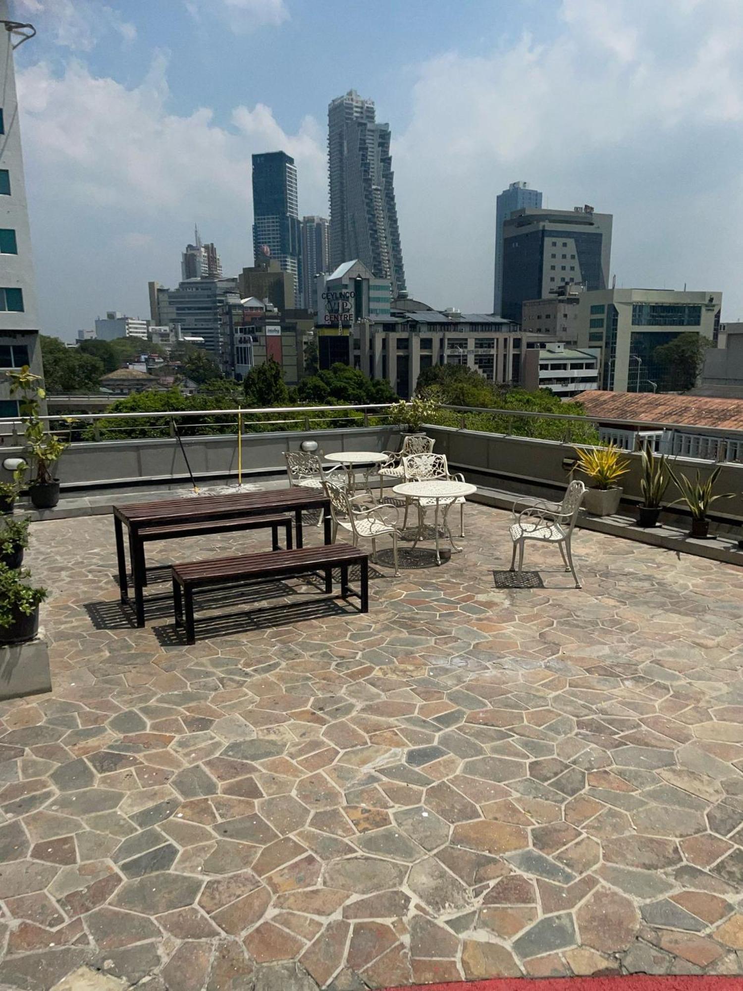 Iceland Residencies Apartment Colombo